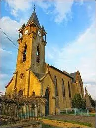 Voici l'glise de la commune lorraine de Romagne-sous-les-Ctes. Elle se trouve dans le dpartement ...