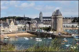 Nous ne pouvons pas nous rendre en Ille-et-Vilaine sans visiter la Cit Corsaire. Il s'agit bien sr de la ville de ...