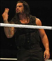 Quel est le vrai nom de Roman Reigns ?
