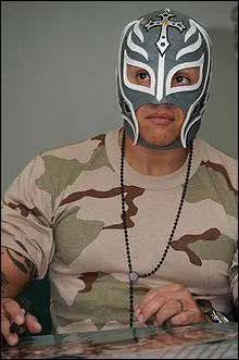 Quel est le vrai nom de Rey Mysterio ?