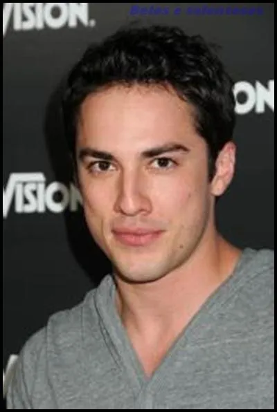 Qui joue le rle de Tyler Lockwood ?