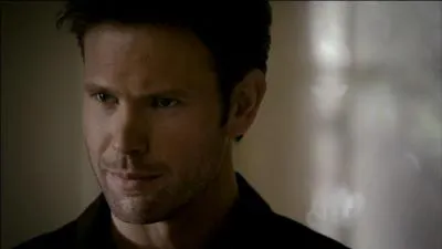 Qui joue le rle d'Alaric Saltzman ?