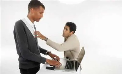 Avec qui a-t-il fait une vido sur la conception de la mlodie  Alors on danse  ?