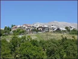 Chteauneuf-d'Entraunes est une commune pacaenne situe dans le dpartement n...