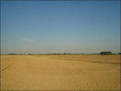 Y'a quelqu'un ? Le pays avec la densit de population la plus basse est ______.