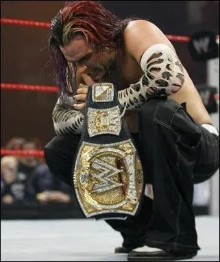 Quel est le vrai nom de cette superstar?