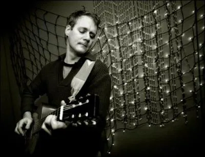 Calvin Johnson : the  K  gentleman . Que c'est bon d'entendre  We'll come back for Indian summer   ou  don't touch my bikini  ! De quels groupes faisait-il partie ?