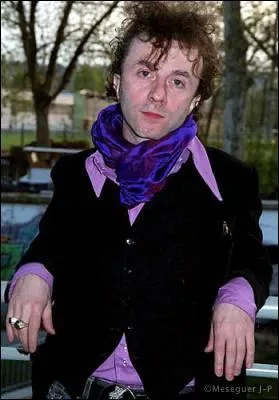 Tony Truant : un gentleman guitariste de la scne rock franaise. Il a notamment particip  la belle histoire rock de deux de ces groupes ; lesquels ?