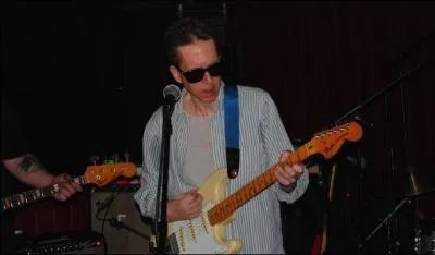 Glenn Mercer : le gentleman d'Hoboken que vous avez peut-tre vu avec son groupe phare, dans le film  Dangereuse sous tous rapports  avec Mlanie Griffith. Dans quels groupes a jou Glenn Mercer ?