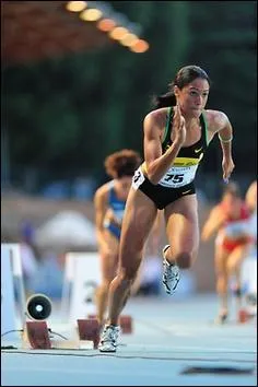 Quel sport consiste  courir le plus vite possible, sur une courte distance ?