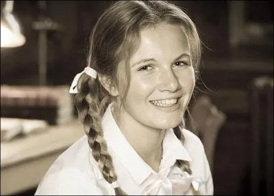 Qui est cette �l�ve du pensionnat du Val ?