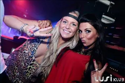 Pourquoi Aurlie est-elle arrive dans l'mission ?