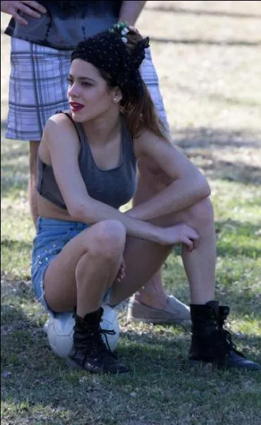 Son pseudo twitter c'est...