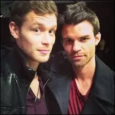 Comment s'appelle cette fratrie ?