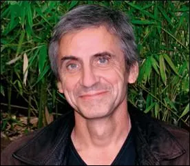 Son pre, Pierre Laurent, est un excellent doubleur. Dans une srie fameuse, il a prt sa voix  une vingtaine de personnages. Laquelle ?