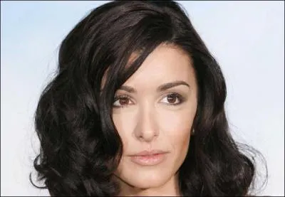 Dans quelle mission tlvise sur tf1, la chanteuse Jennifer participe-t-elle en tant que jury ?