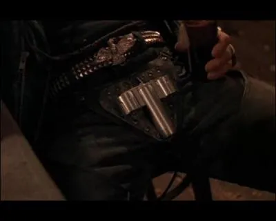 Comment s'appelle le cultissime personnage arm� d'un  revolver-zizi  (G�nial Tom Savini ! ) dans  Une nuit en enfer  de Robert Rodriguez ?