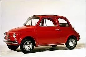 Quel surnom porte cette petite Fiat 500 ?