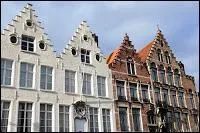 Quel est le surnom actuel de cette ville belge qui a vu natre l'empereur Charles Quint en 1500 ?