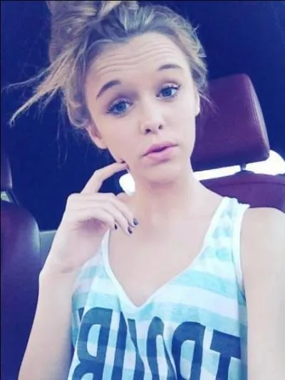 Comment Acacia Clark s'est-elle fait connatre ?
