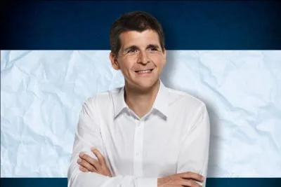 Par qui est prsent Europe 1 matin du lundi au vendredi ?