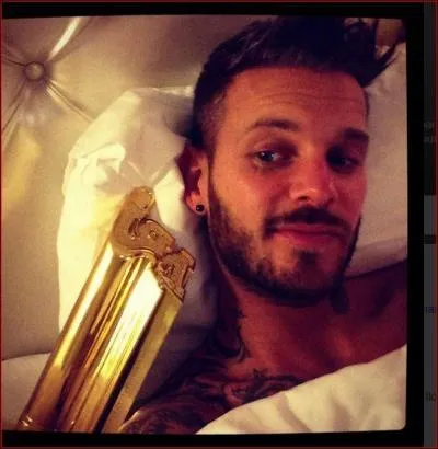 Comment s'appelle sa mre, son pre, sa nice et son frre ?