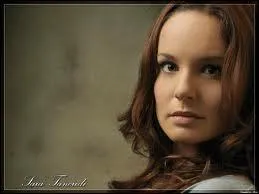 Dans Prison Break, quel mtier exerce Sara Tancredi ?