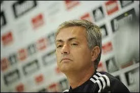 Qui est cet entraineur ?