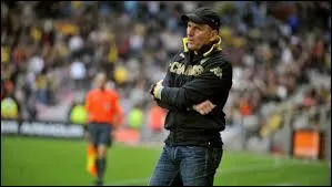 Qui est cet entraineur ?