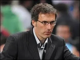 Qui est cet entraineur ?