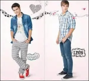 Saison 1 : entre qui et qui hsite Violetta ?