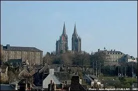 Je me rends  Coutances, o je pourrai visiter la cathdrale Notre-Dame. Je serai dans le dpartement ...