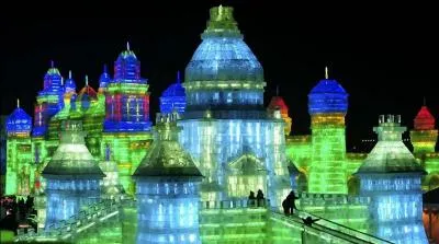 Et la Mandchourie, dont l'une des villes les plus importantes est Harbin, clbre pour son festival international de la glace et de la sculpture, dans quels tats est-elle situe ?