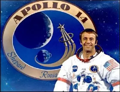 Juillet : Alan Shepard a lui aussi retrouvé les étoiles. Il fut le premier Américain dans l'espace. Quelle activité a-t-il été le premier à exercer sur la Lune ?