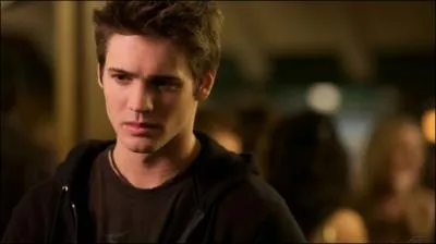 De qui Jeremy est-il tomb amoureux ?