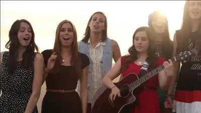 Avec qui font-elles la reprise de  Mirror  de Justin Timberlake ?