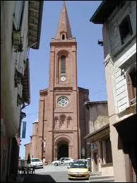 Voici l'glise de la commune midi-pyrnenne de Caraman. Elle se situe dans le dpartement ...
