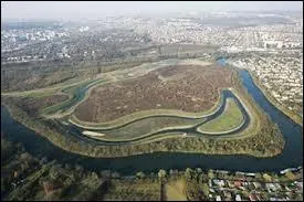 O se situe le Parc Dpartemental de la Haute Ile ?