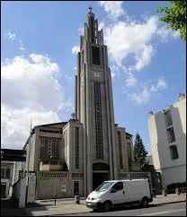 Parfois surnomme la  Sainte Chapelle du bton arm , l'glise Notre-Dame de la Consolation est la premire glise en bton arm construite en France. Elle se situe dans la ville ...