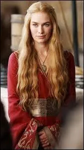 Cercei Lannister fut marie  Robert Barathon malgr le fait qu'elle ne l'aimait pas. Elle dit plusieurs fois qu'une seule chose l'a aide dans ses malheurs, qu'est-ce ?