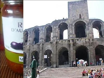 Quelle est cette prparation culinaire  base d'aubergines, d'oignons et de tomates, servant d'accompagnement ou pouvant tre toaste ? De quelle ville est-elle la spcialit ?