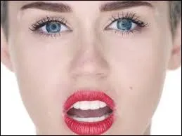 Qui chante  Wrecking Ball  ?