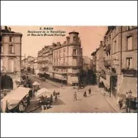 Pourquoi la rue de la Grande Horloge se nomme-t-elle ainsi ?