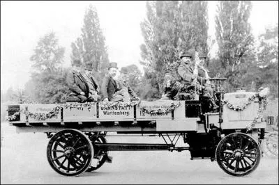 Le plus vieux camion fut construit en 1896. Qui tait le premier constructeur allemand ?