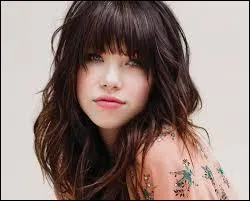 Qui est cette chanteuse ?