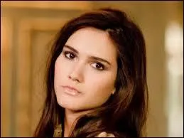 Qui est cette chanteuse ?