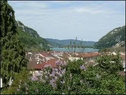 Nantua est une ville du dpartement ...