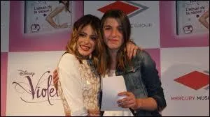 pisode 72 - Francesca, ... , Diego et ... s'envolent pour l'Espagne.  Madrid, Diego est jaloux de ... et les filles se perdent dans la ville.