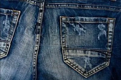Origine du  Jean  : Quelle ville a commenc  exporter cette toile de coton et de lin qui sera mlange  de la serge au 17e sicle, connue sous le nom de Denim ?