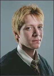 Fred Weasley est prfet.